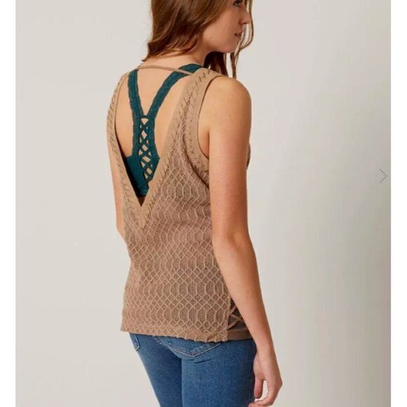 Embroidered Tank Top GIMMICKS BKE Buckle Brown Western Lace Up Sides Small - Picture 1 of 12